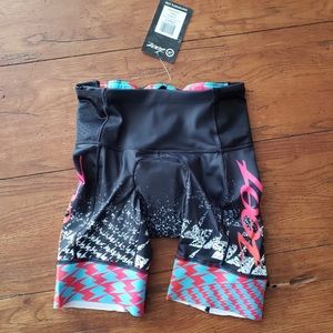 ZOOT Women's XS Tri Shorts 7" Ultra Triathlon Black Red Blue Cycling Trishorts